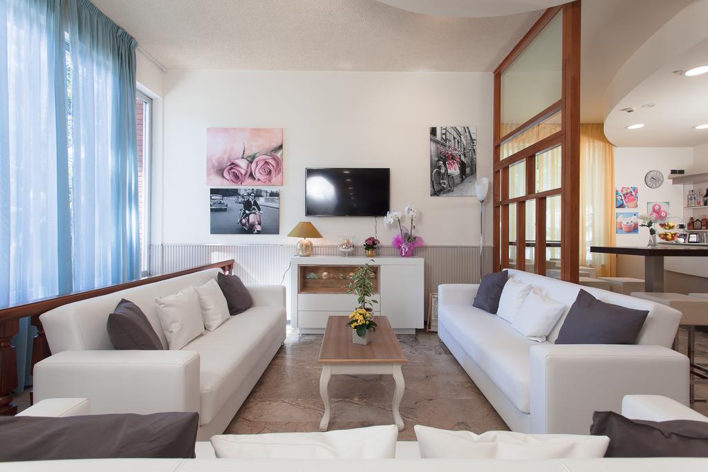 Hotel Olympic